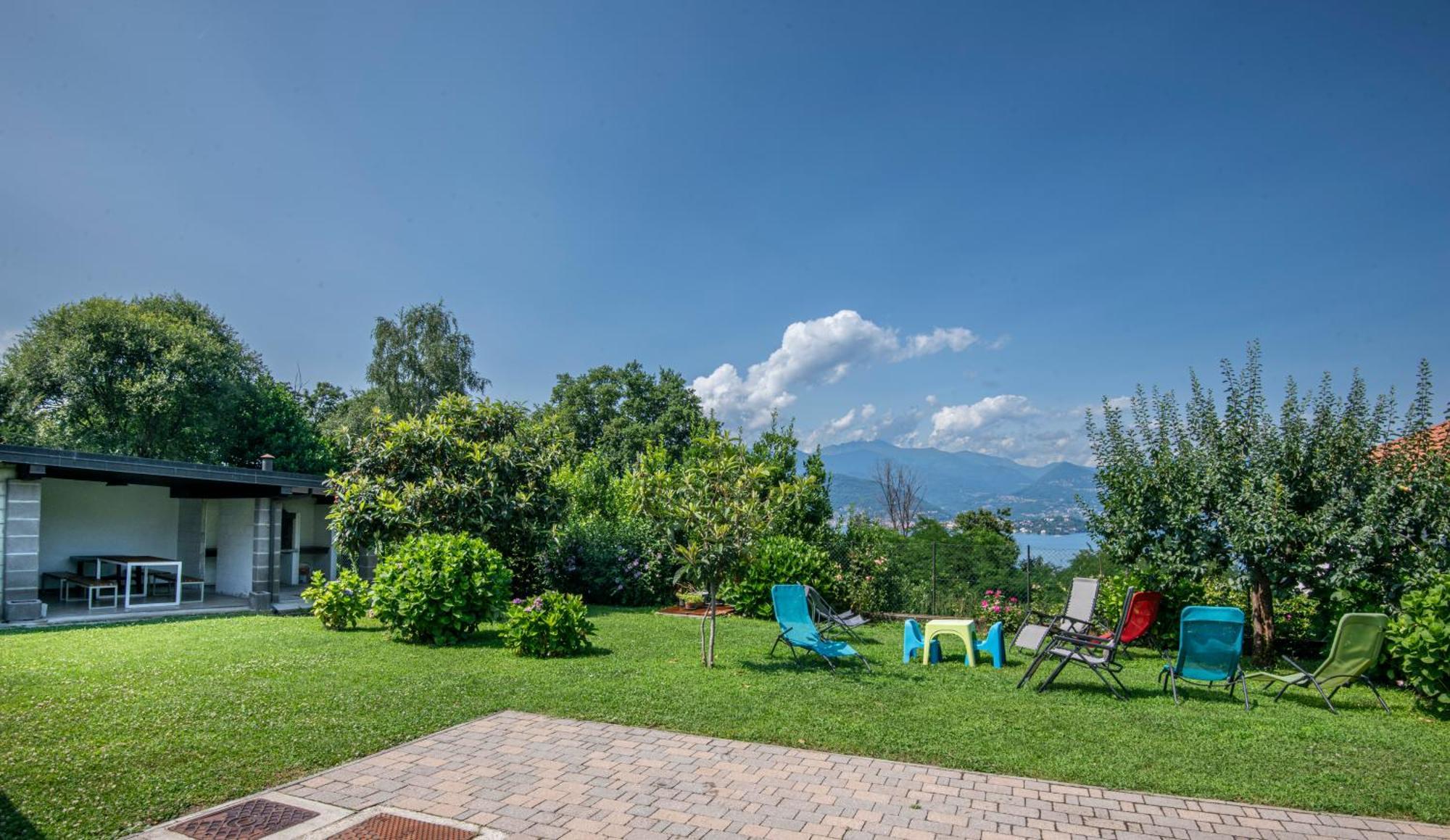 Casa Lilla - Lakeview Large Apartments With Garden Above Stresa Zewnętrze zdjęcie